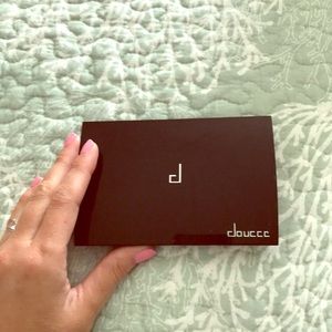 Doucce Freematic Eyeshadow Pro Palette